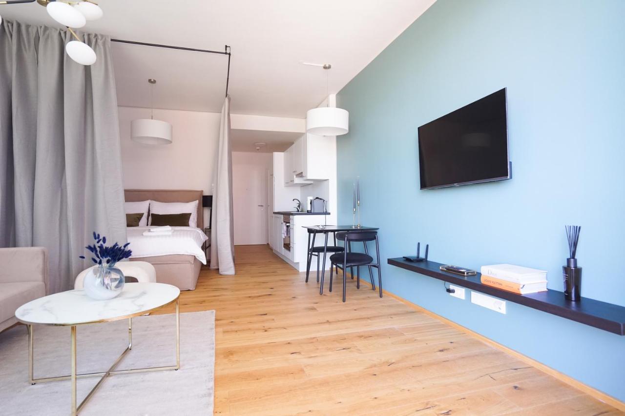 Boutique Studio With Terrace And Pool Vídeň Exteriér fotografie